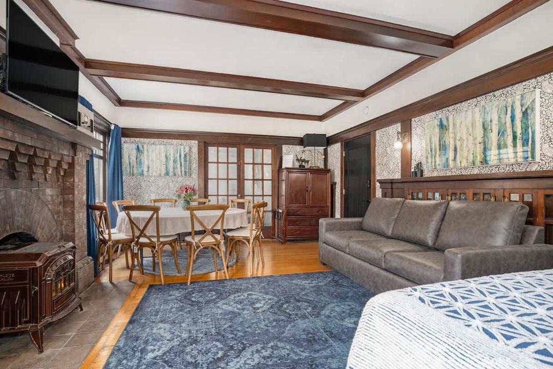 Photo of Others in Upper Telegraph