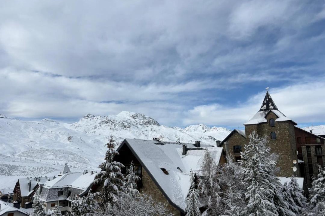 Photo of Buildings in Formigal