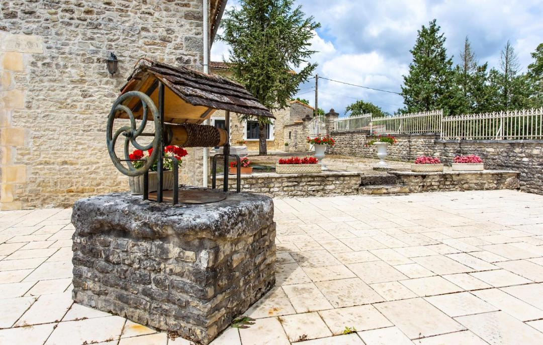 Photo of Others in Lonnes