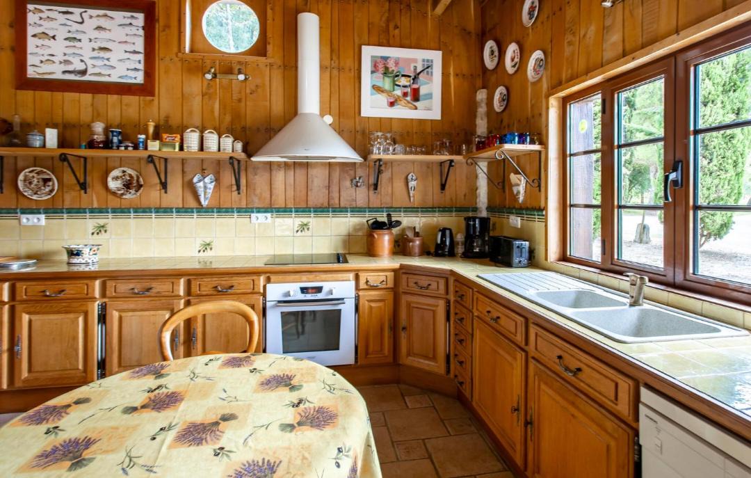 Photo of Kitchen in Lonnes