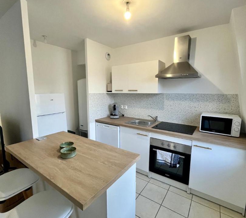 Photo of Kitchen in Lens