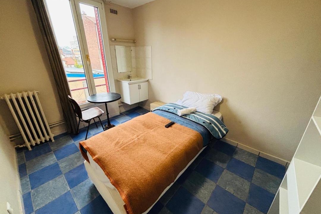 Photo of Bedroom in Chatillon