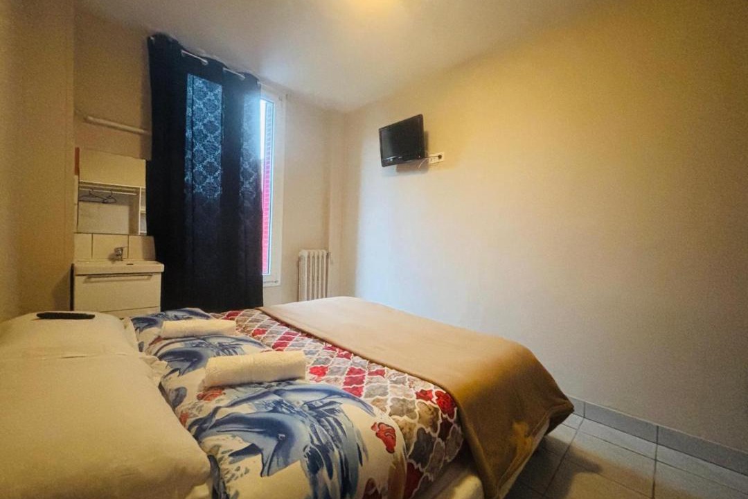 Photo of Bedroom in Chatillon