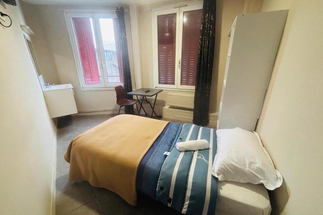 Photo of Bedroom in Chatillon