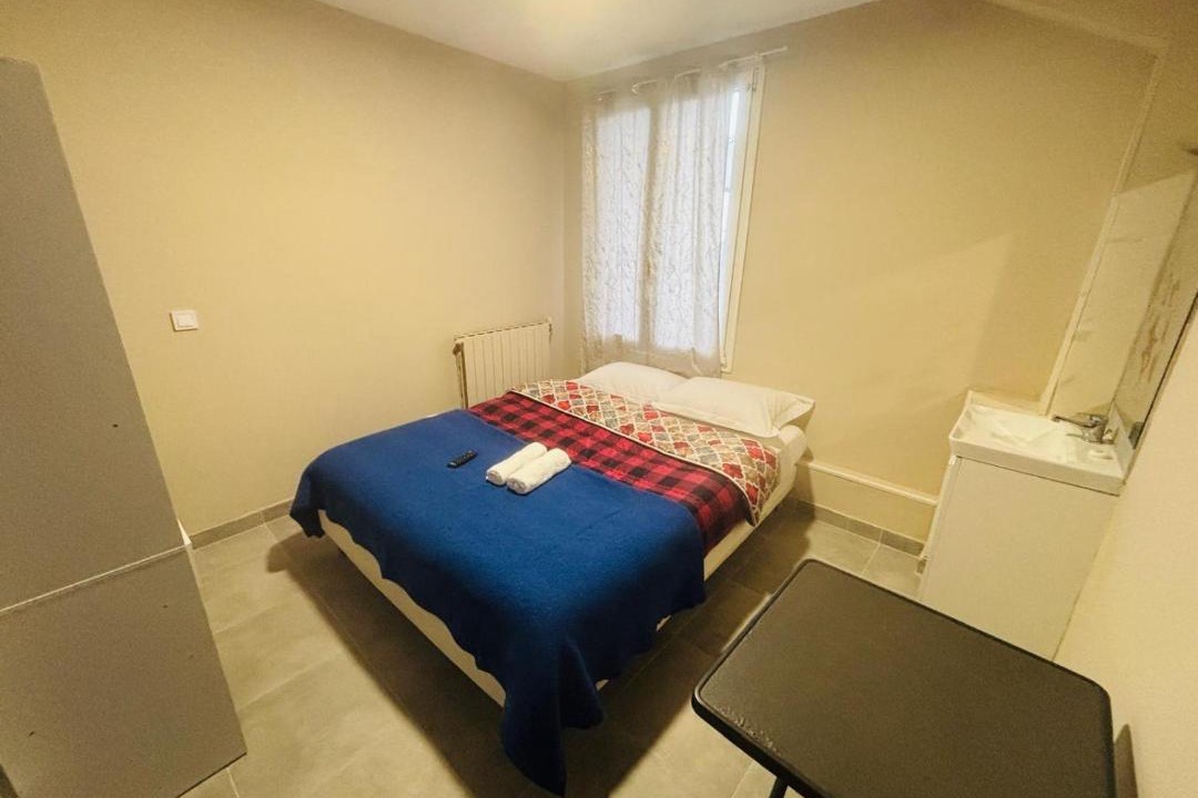 Photo of Bedroom in Chatillon