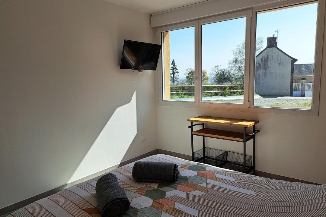 Photo of Others in Lison