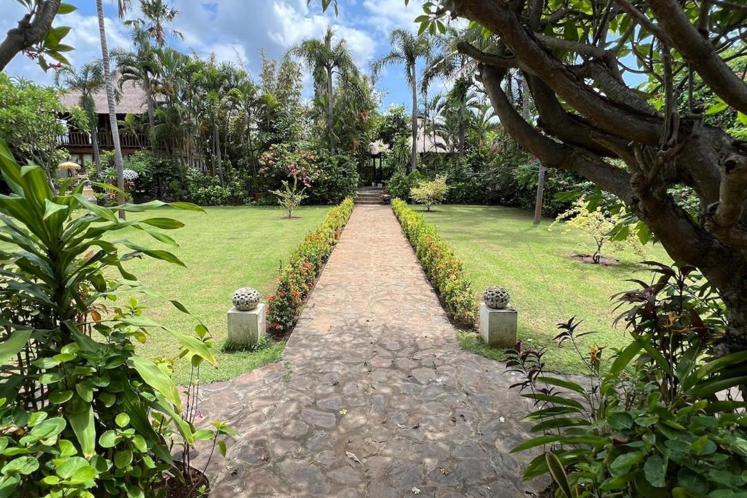 Photo of Others in Lokapaksa