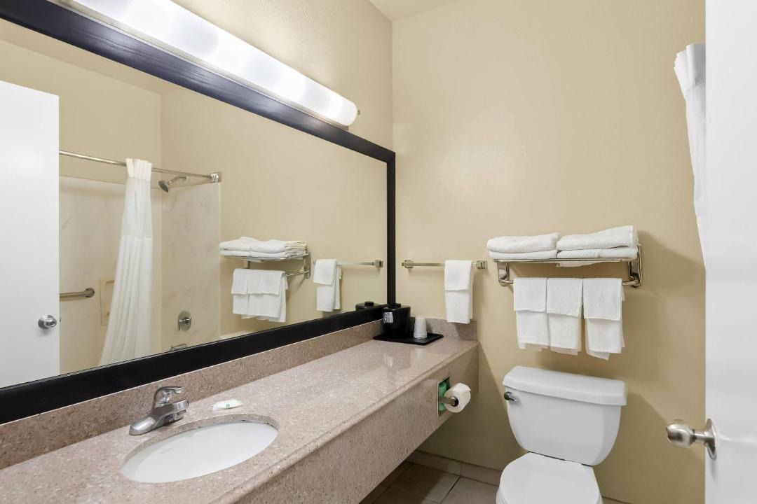 Photo of Bathroom in Jersey Village