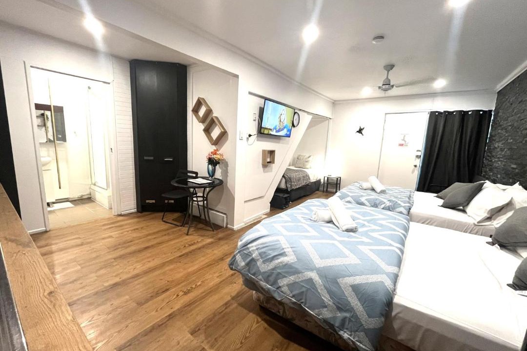 Photo of Others in Biggera Waters