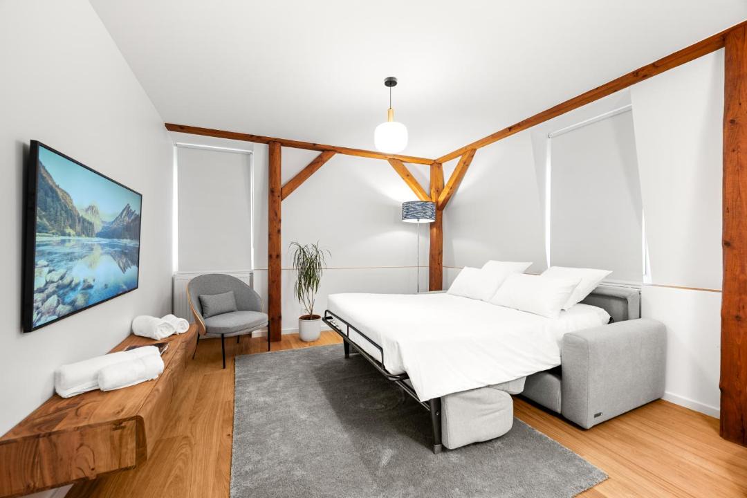 Photo of Bedroom in La Tour-de-Peilz