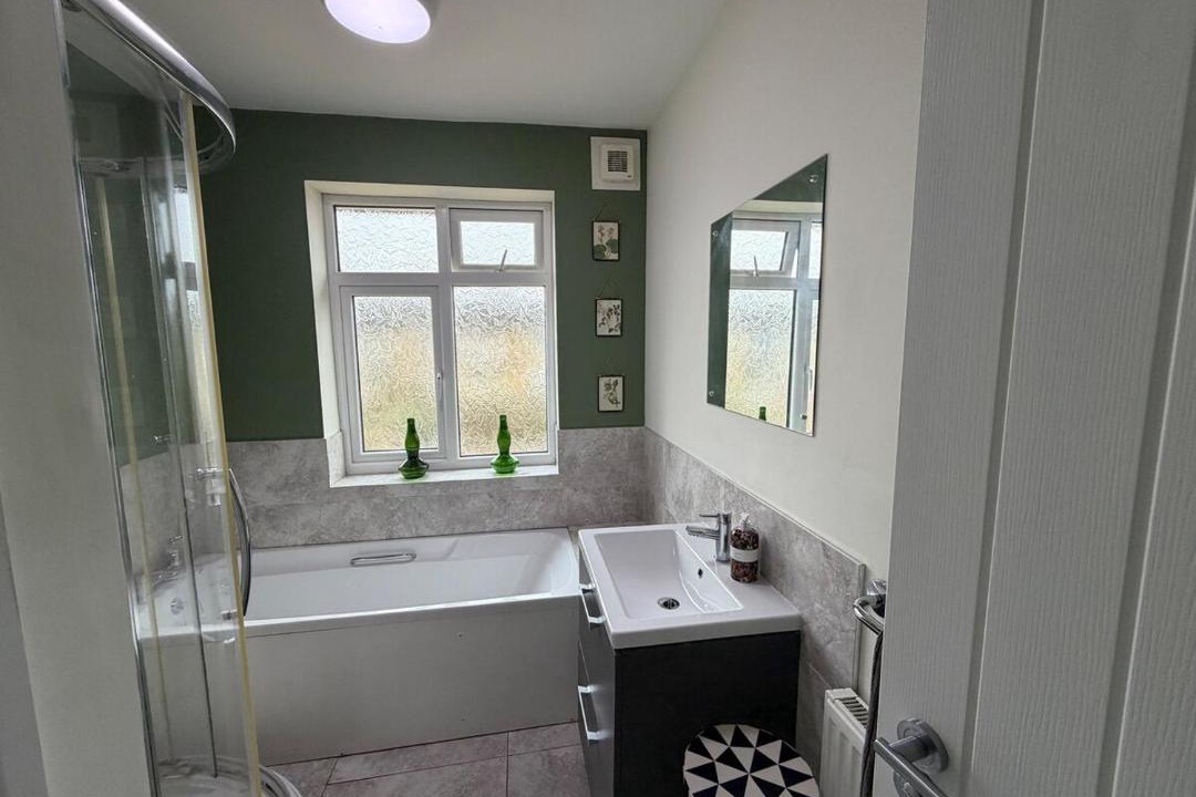 Photo of Bathroom in Netley