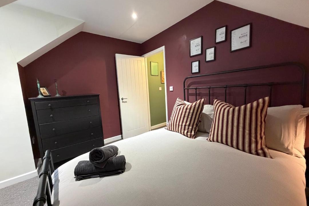 Photo of Bedroom in Netley