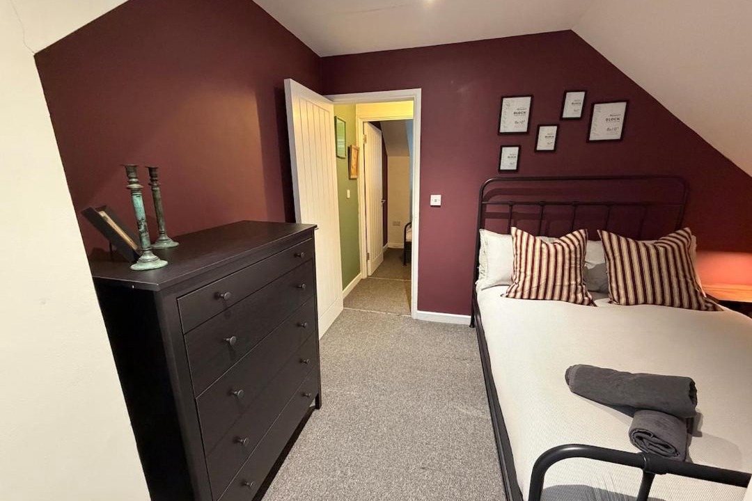 Photo of Bedroom in Netley