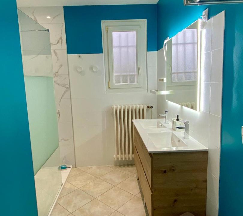 Photo of Bathroom in Avrille
