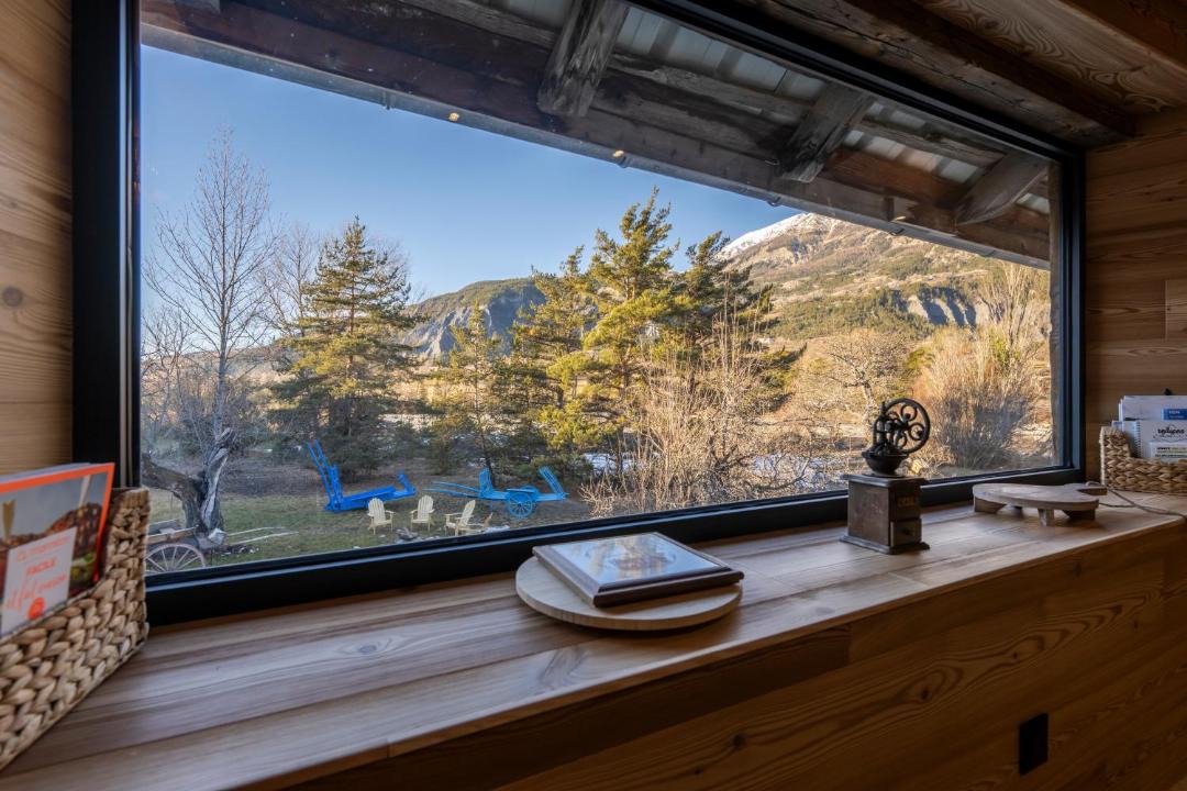 Photo of Others in Enchastrayes