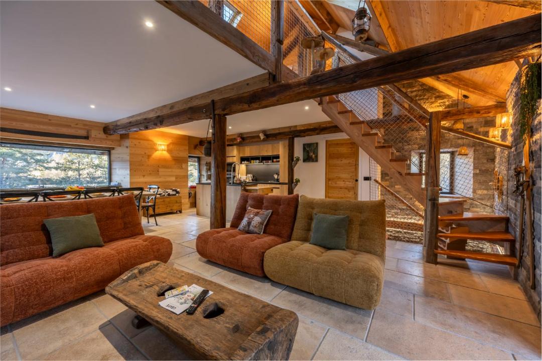 Photo of Others in Enchastrayes