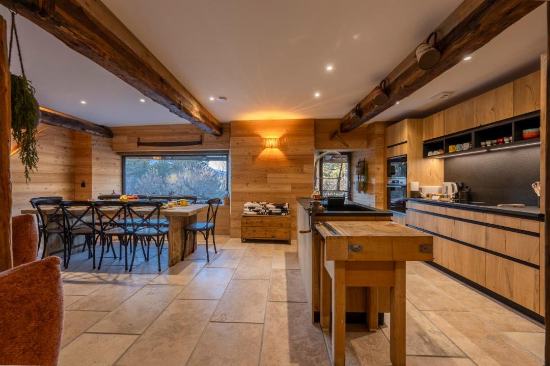 Photo of Others in Enchastrayes