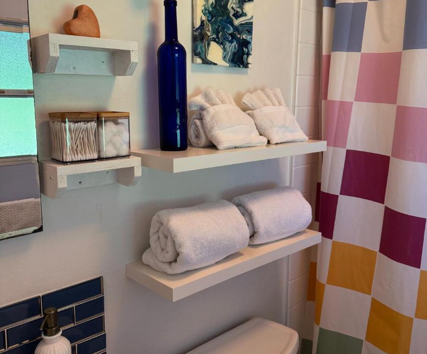 Photo of Bathroom in Hilo