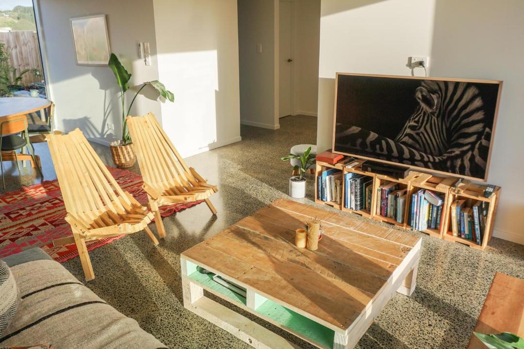 Photo of Others in Raglan