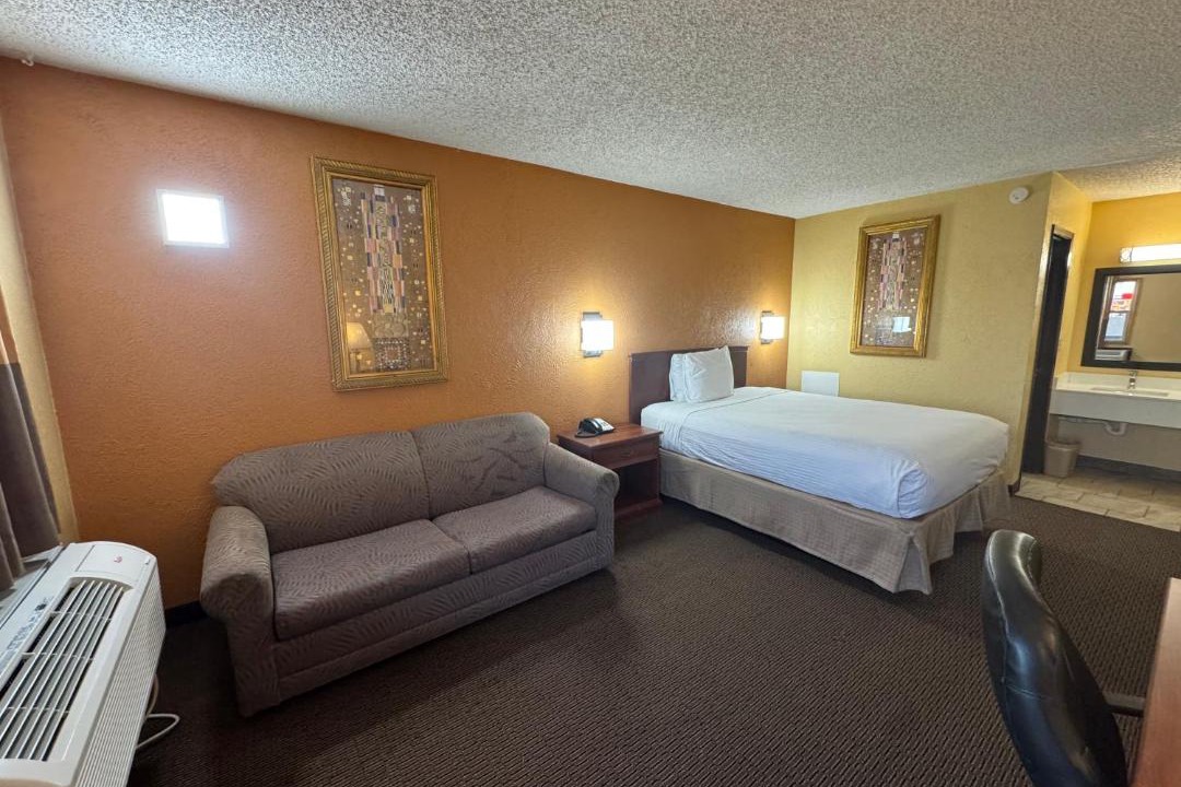 Photo of Bedroom in Dodge City