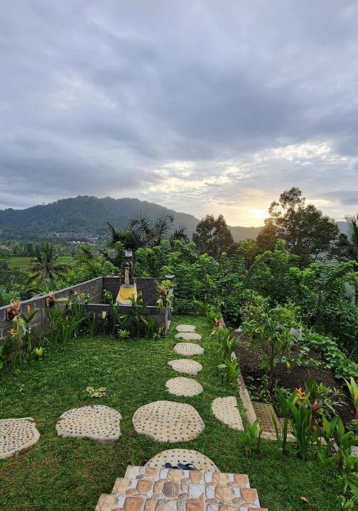 Photo of Others in Sidemen