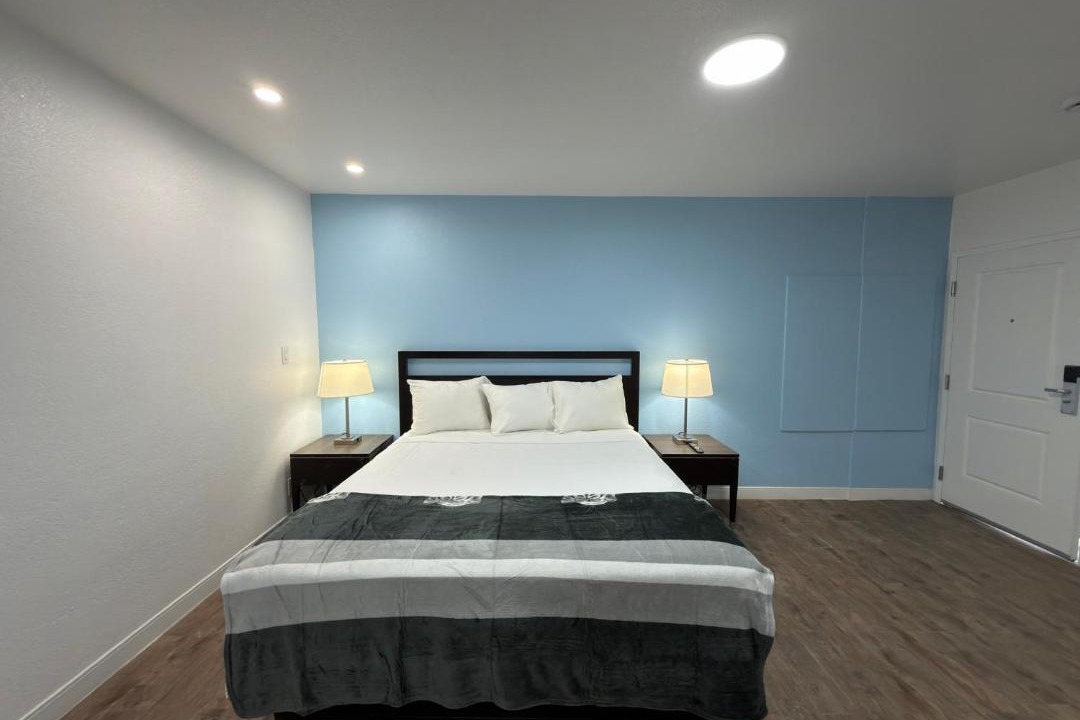 Photo of Bedroom in Bell