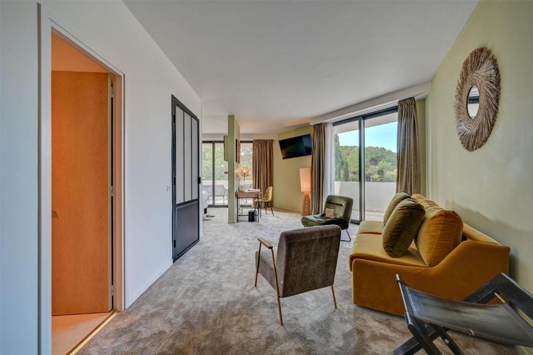 Photo of Others in Pertuis