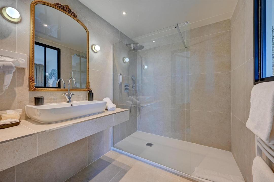 Photo of Others in Pertuis