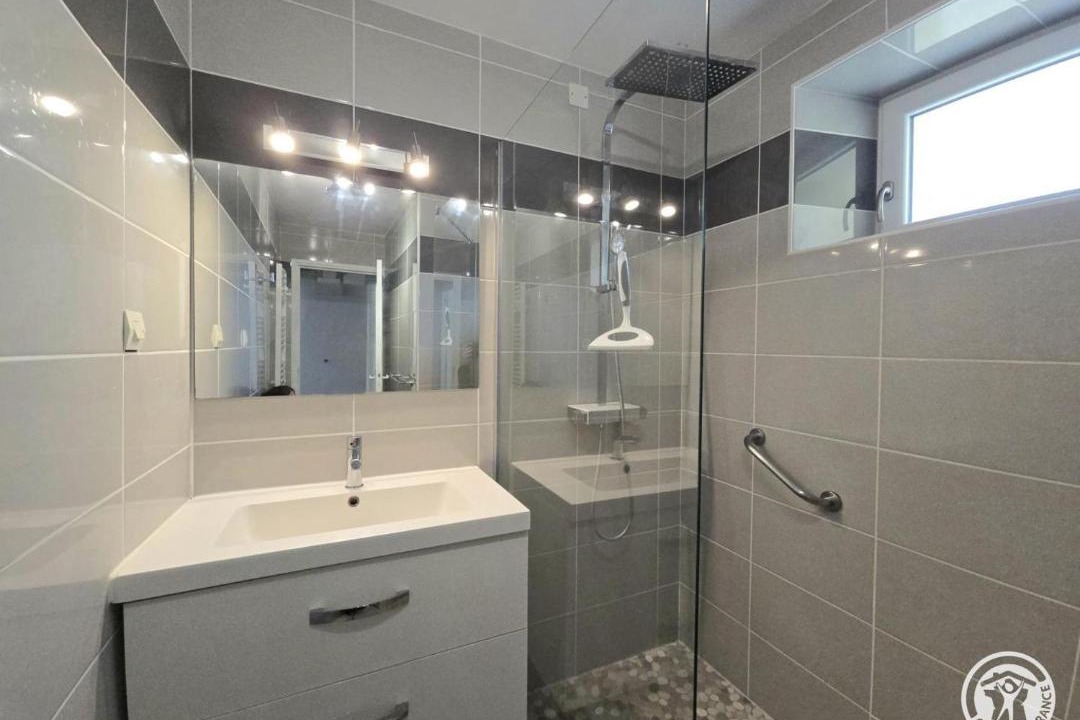 Photo of Others in Cendrieux