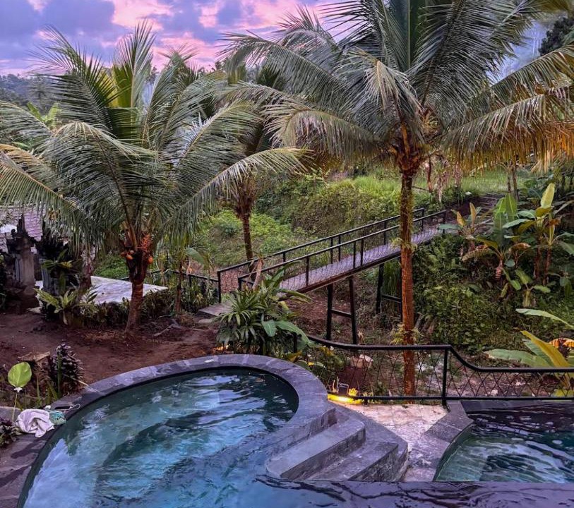 Photo of Others in Selat