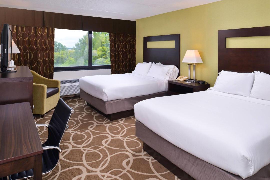Photo of Others in Maryland Heights