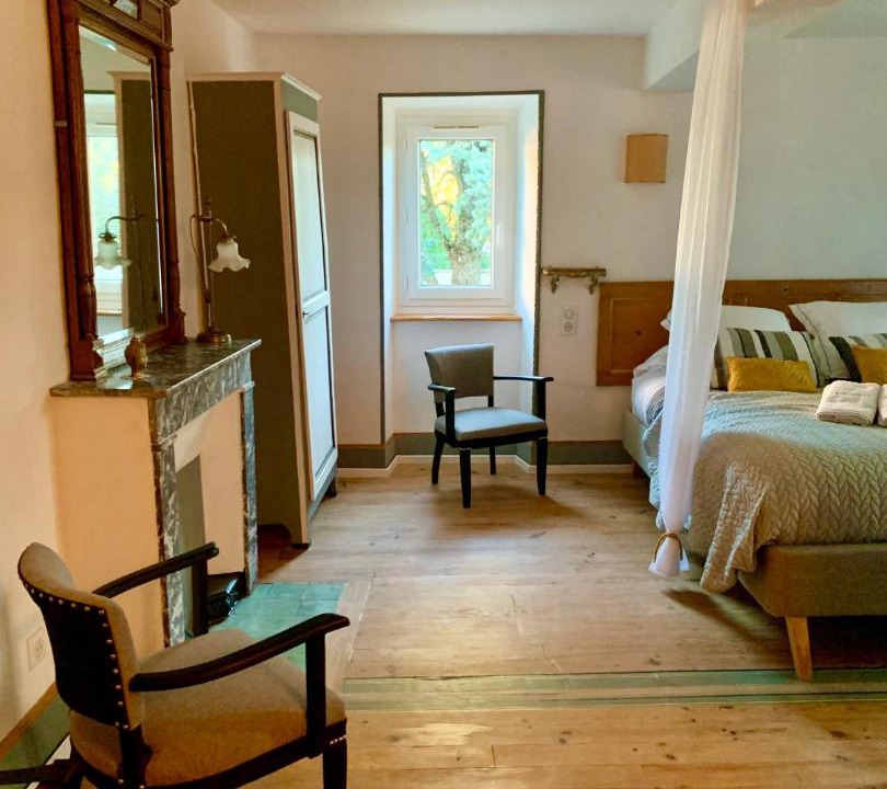 Photo of Bedroom in Bievre Isere