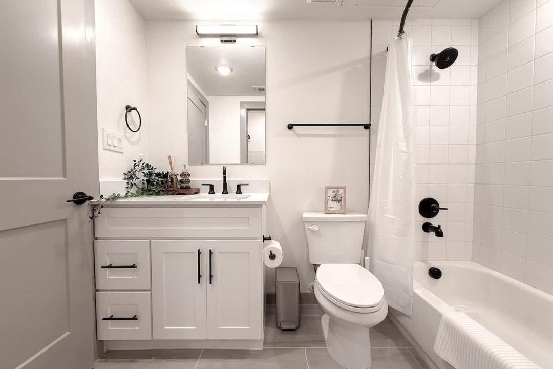 Photo of Bathroom in Old East Dallas