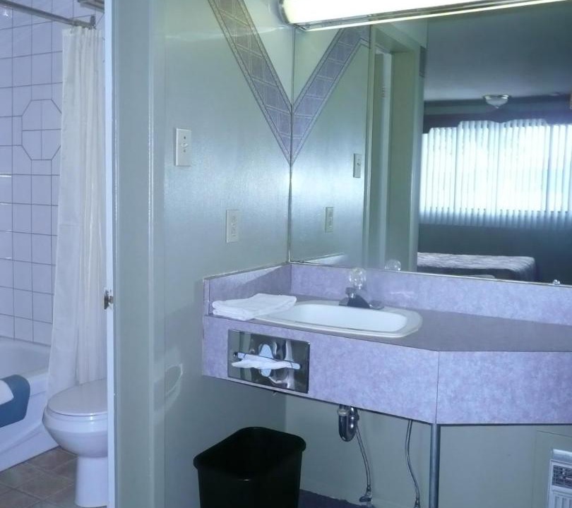 Photo of Bathroom in Sainte-Eulalie