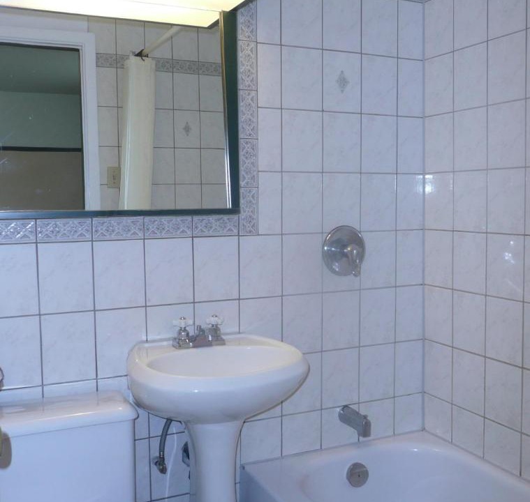 Photo of Bathroom in Sainte-Eulalie