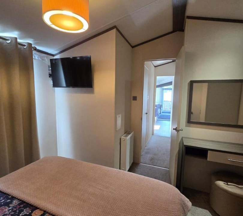 Photo of Others in Crowle