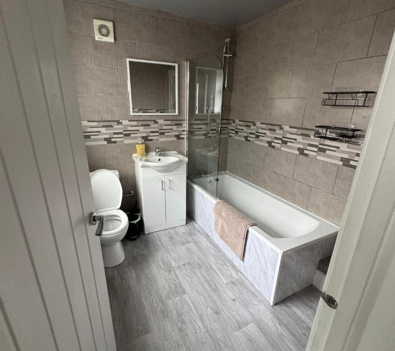 Photo of Bathroom in Blaenavon
