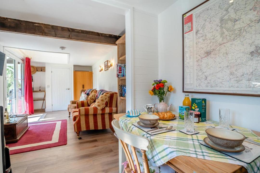 Photo of Others in Corton