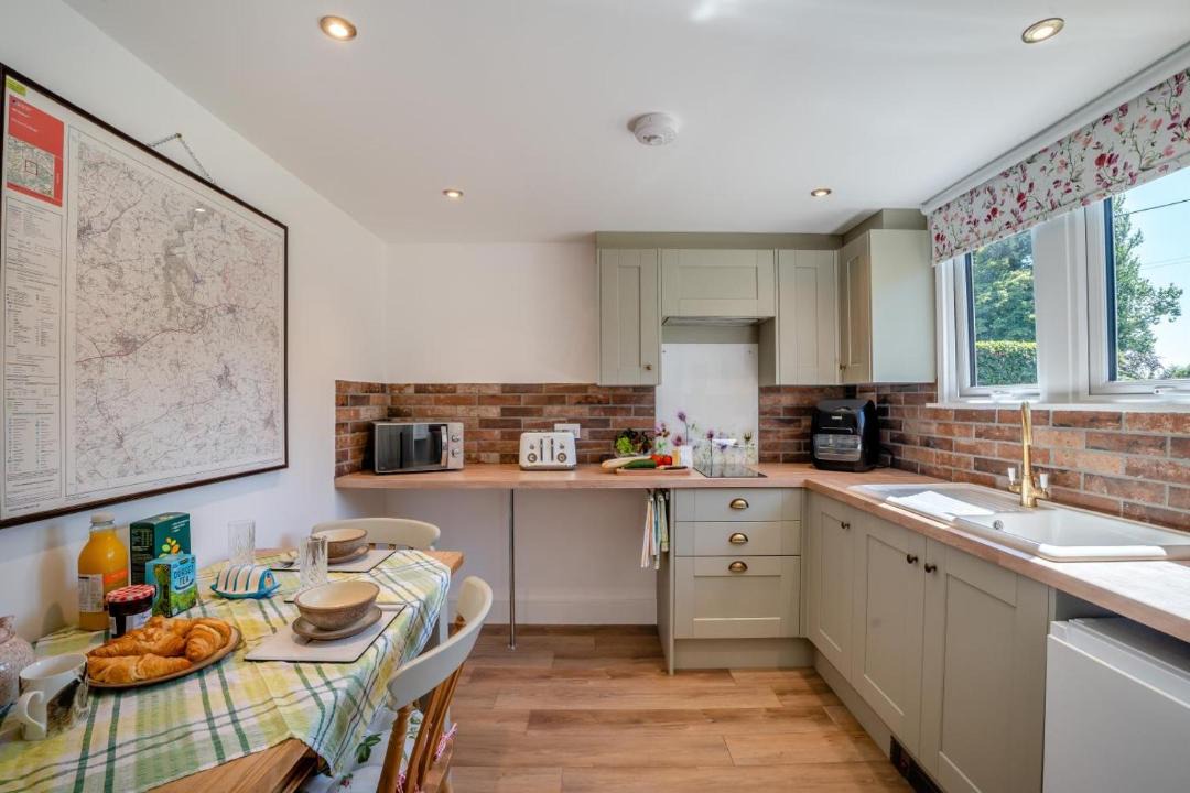 Photo of Others in Corton