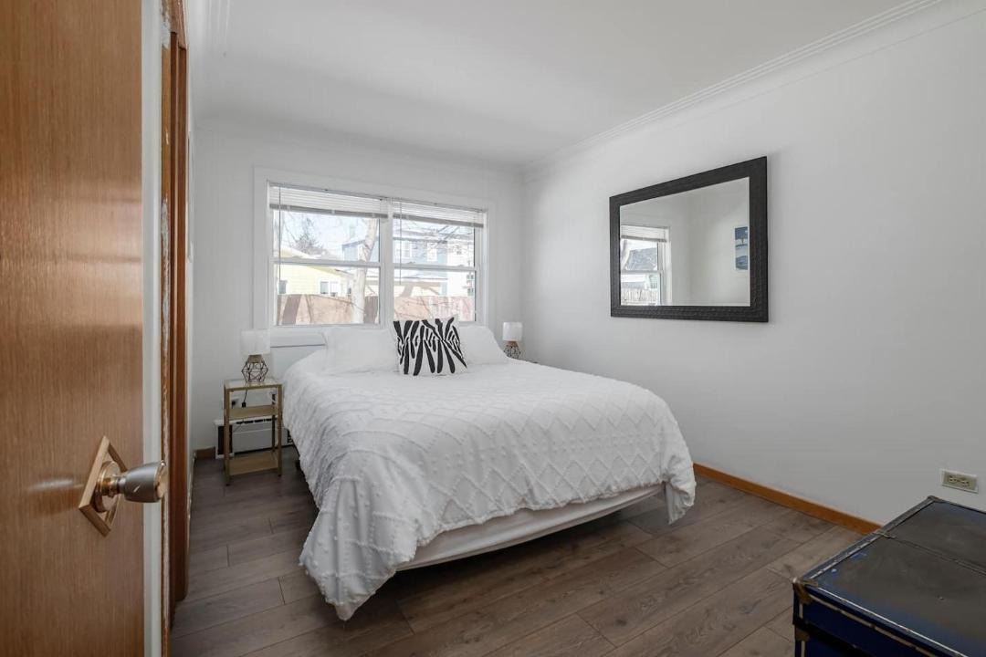 Photo of Others in Waterford Valley