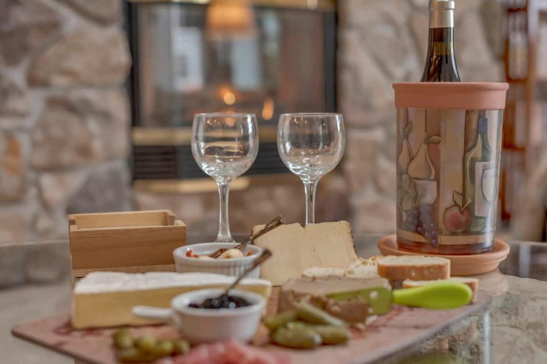 Photo of Others in Lake Ariel