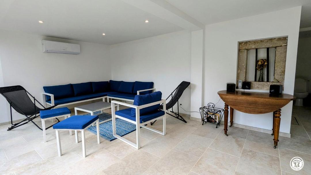 Photo of Others in Saint-Seine-l'Abbaye