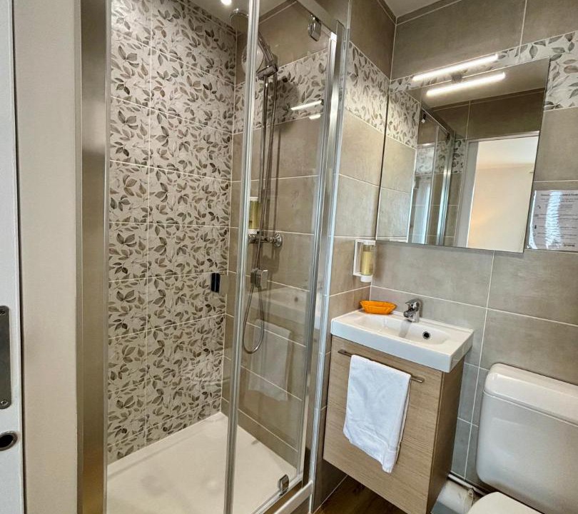 Photo of Bathroom in Saint-Lo