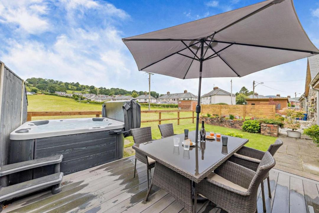 Photo of Others in Llanycil