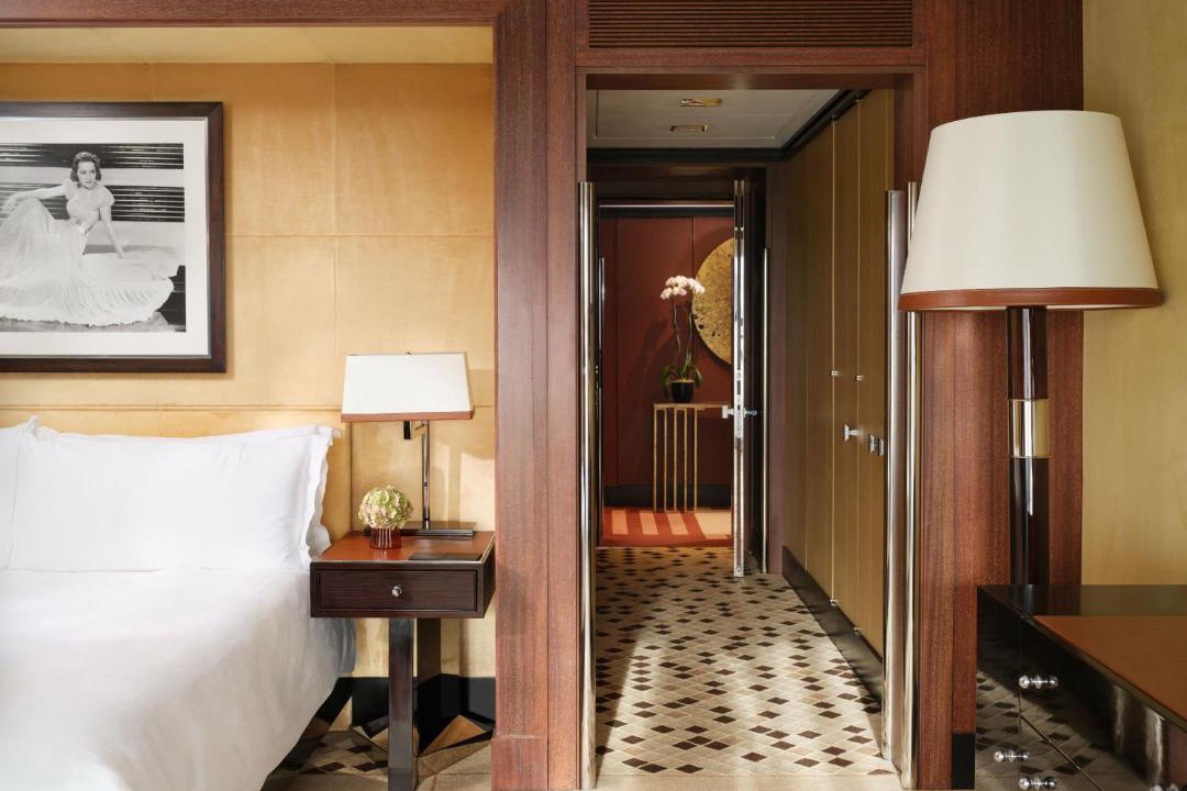 Photo of Others in Mayfair