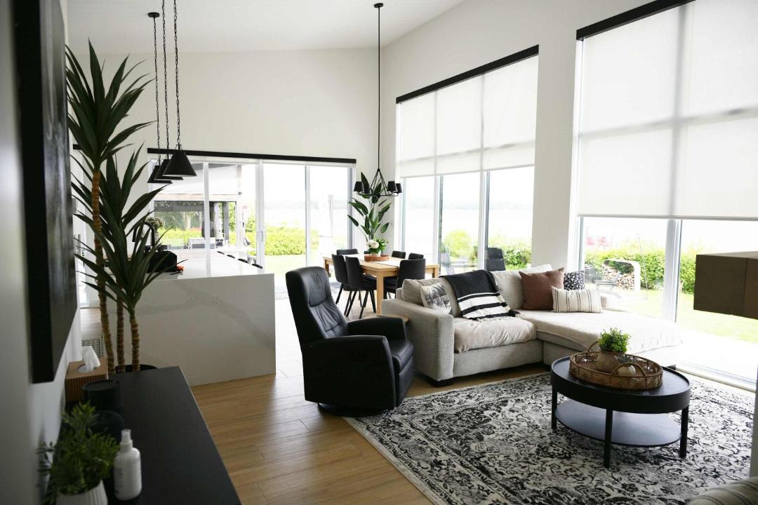 Photo of Livingroom in Lambton