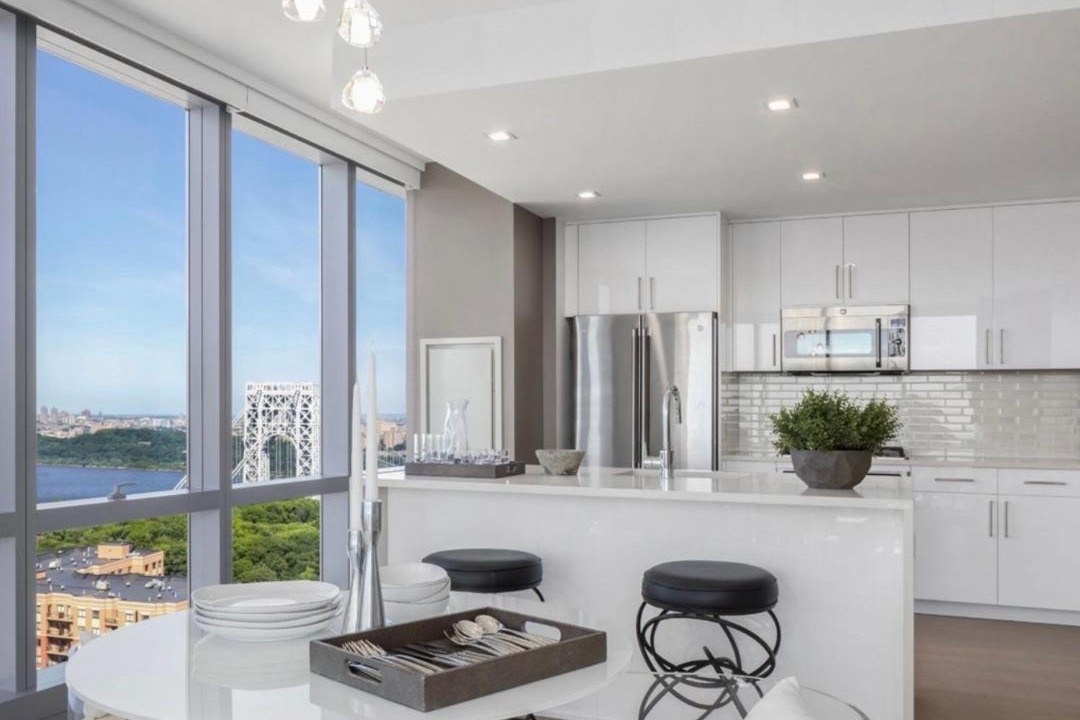 Photo of Others in Fort Lee