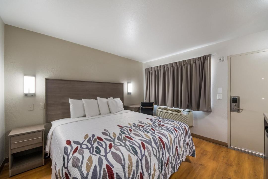 Photo of Bedroom in Arena District