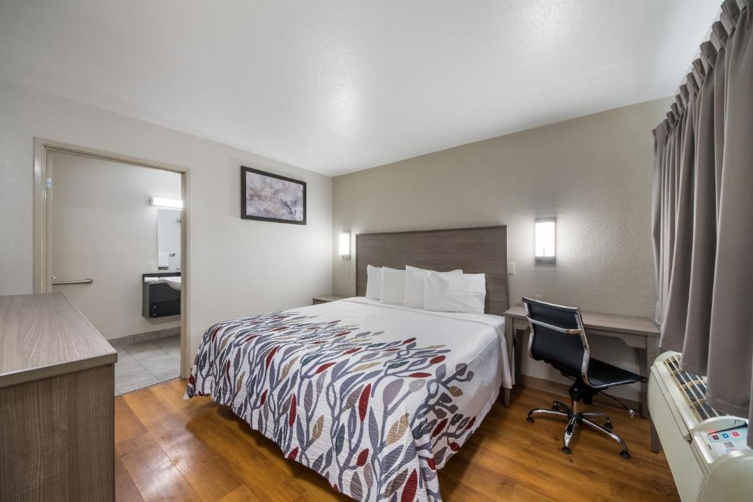Photo of Bedroom in Arena District