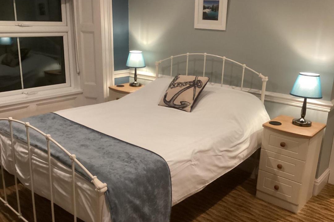 Photo of Others in The Lizard